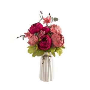 Flower arrangement with red tulip